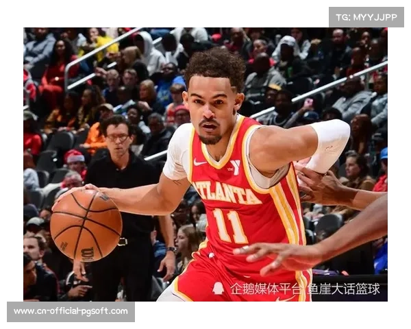 篮网激战老鹰特雷杨与穆雷双星闪耀后场火力全面爆发